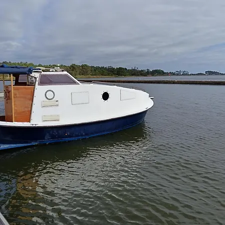 Ботель The Boat Овар