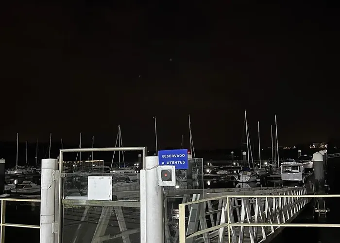 Ботель The Boat