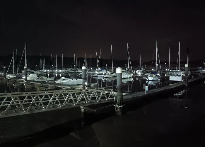 Ботель The Boat *